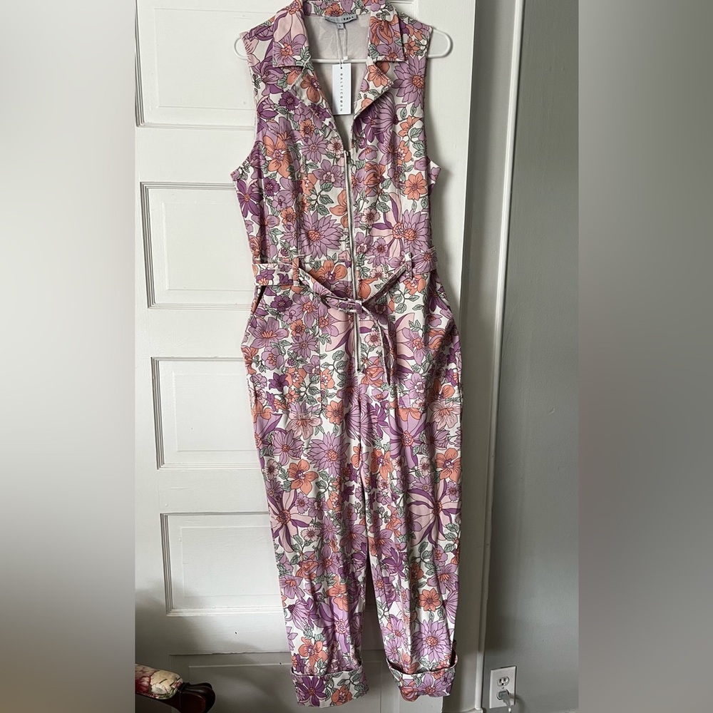 Floral Sleeveless Jumpsuit - Lilac and White - Picture 5 of 8